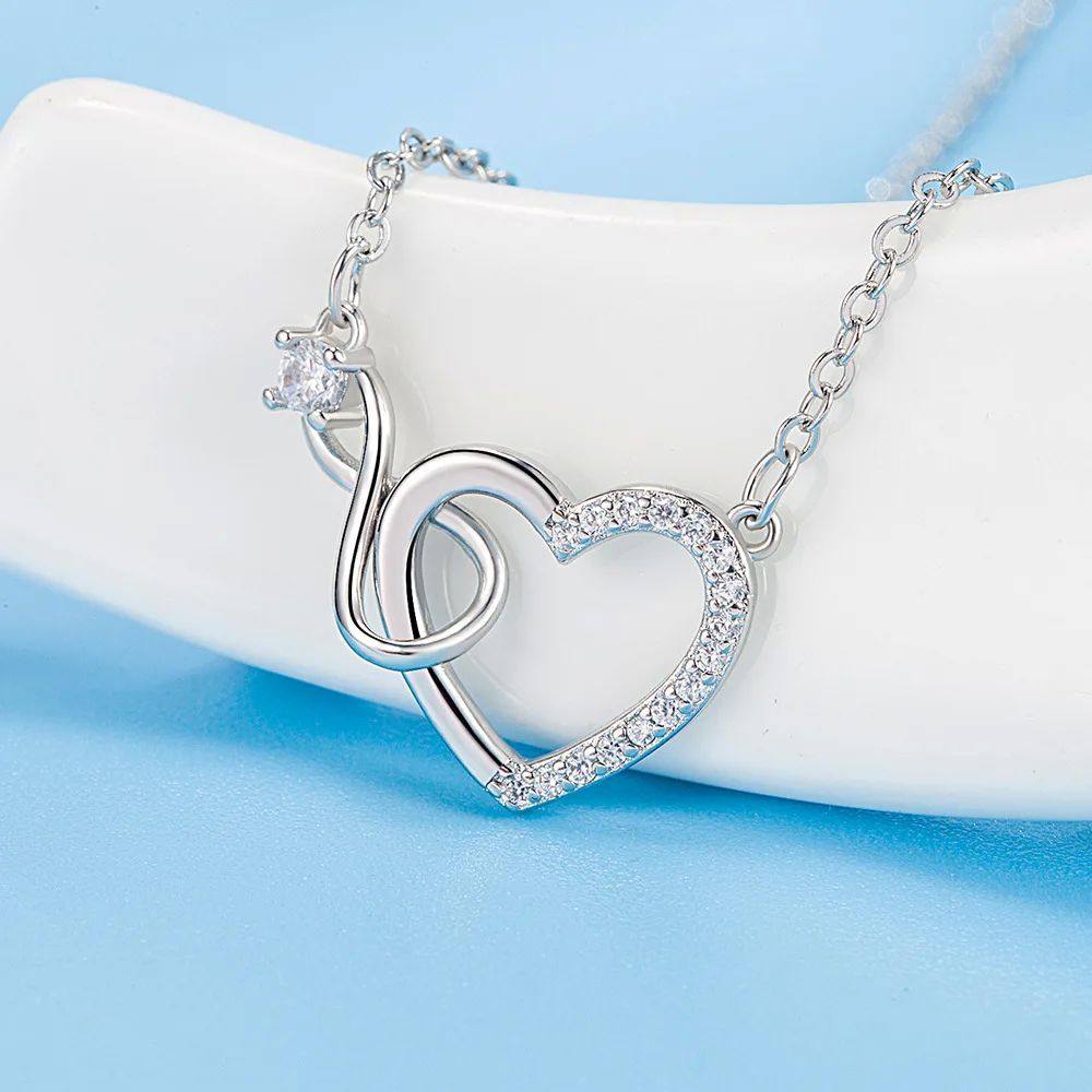 Silver zircon heart-shaped necklace